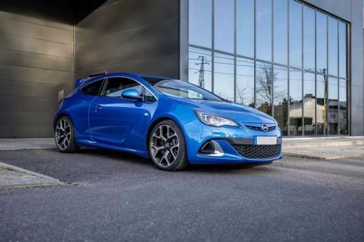 opel-astra-gtc-2013-gasolina-1998cc