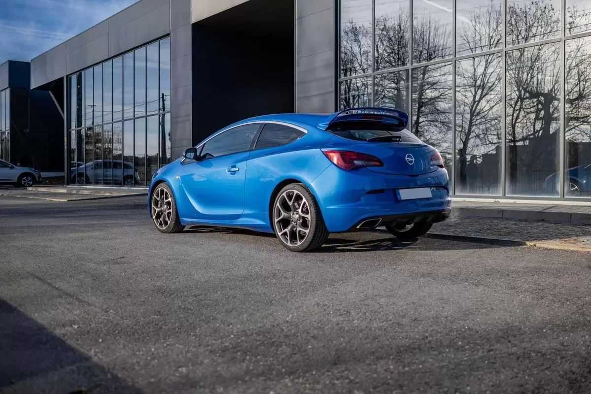 opel-astra-gtc-2013-gasolina-1998cc