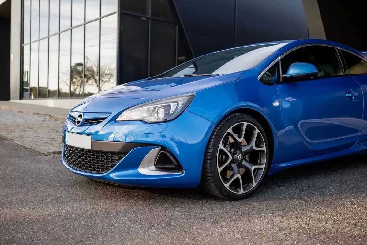 opel-astra-gtc-2013-gasolina-1998cc