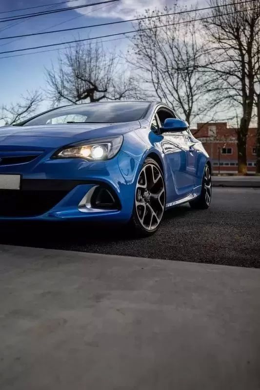 opel-astra-gtc-2013-gasolina-1998cc
