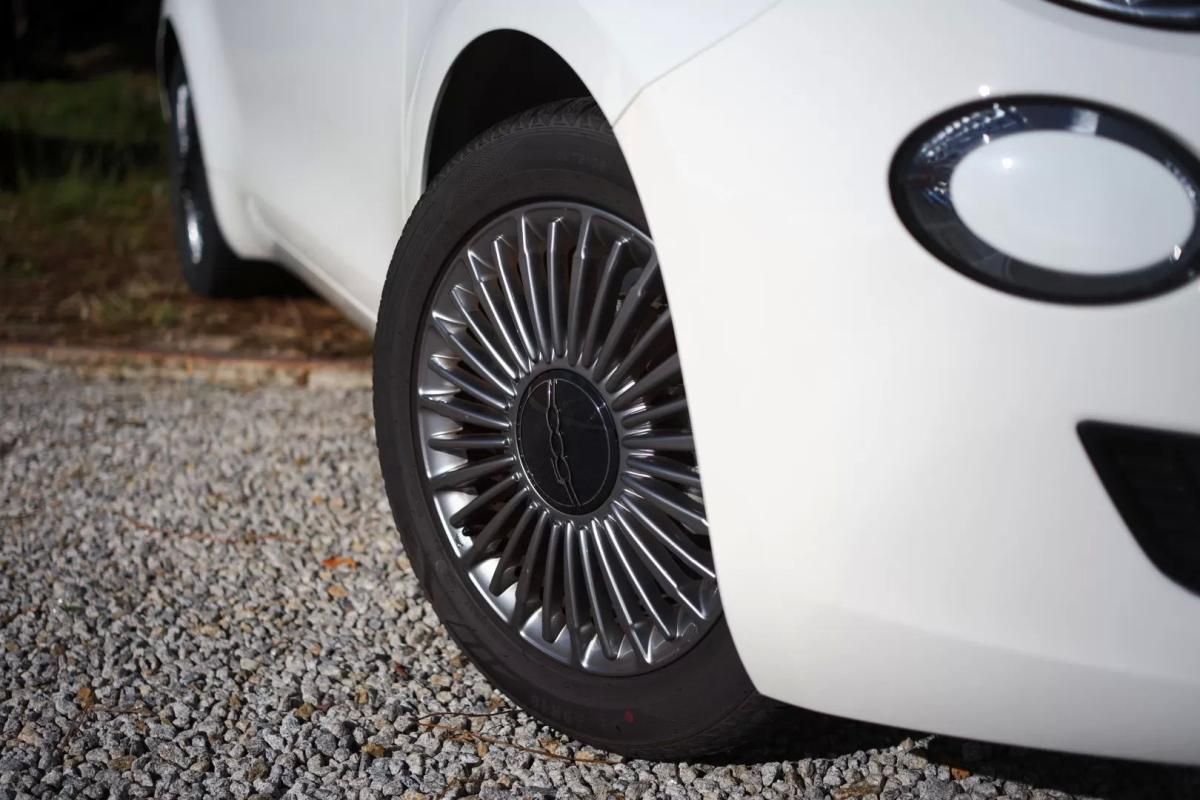 fiat-500e-2023-eletrico-0cc