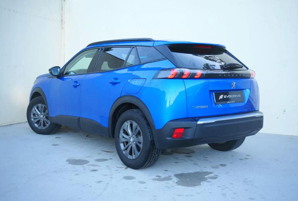 peugeot-e-2008-2022-eletrico-200cc
