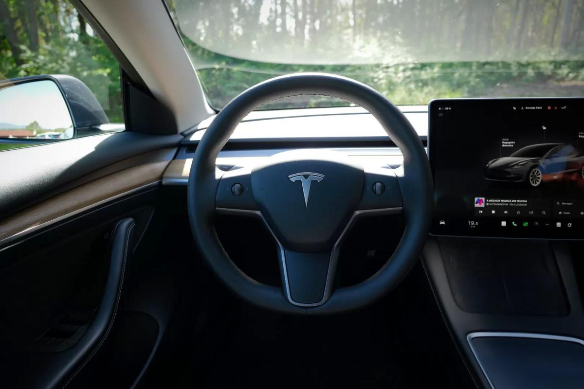 tesla-model-3-2022-eletrico-200cc