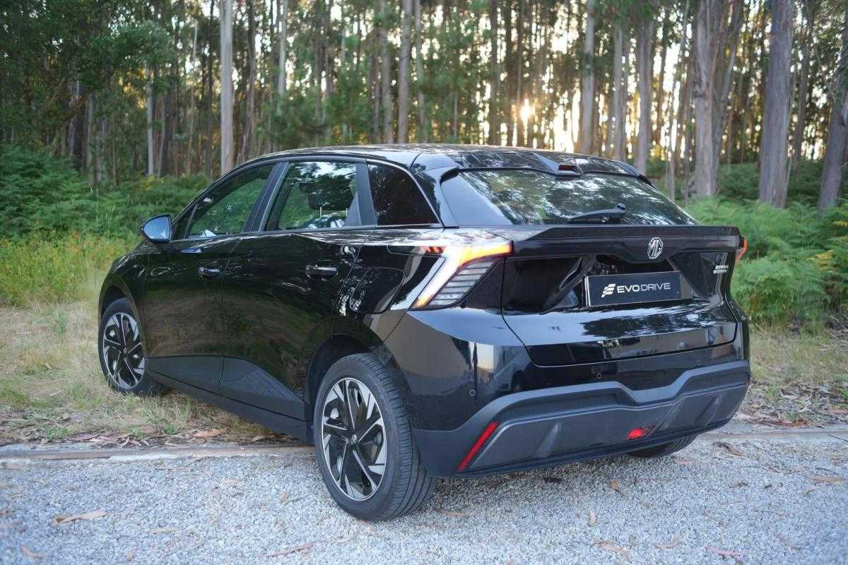 mg-mg4-2023-eletrico-200cc