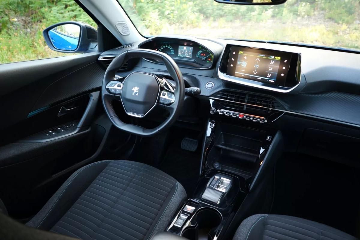 peugeot-e-2008-2022-eletrico-200cc