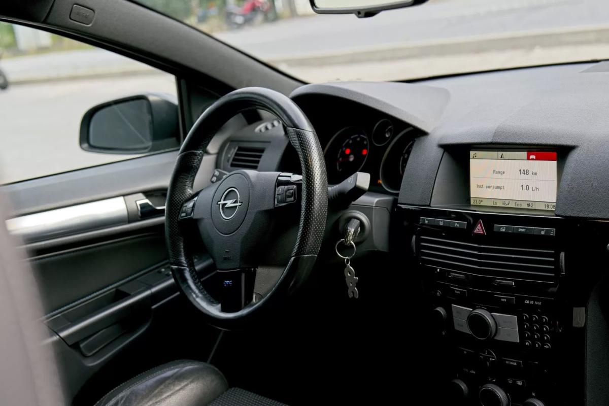 opel-astra-gtc-2007-gasolina-1998cc