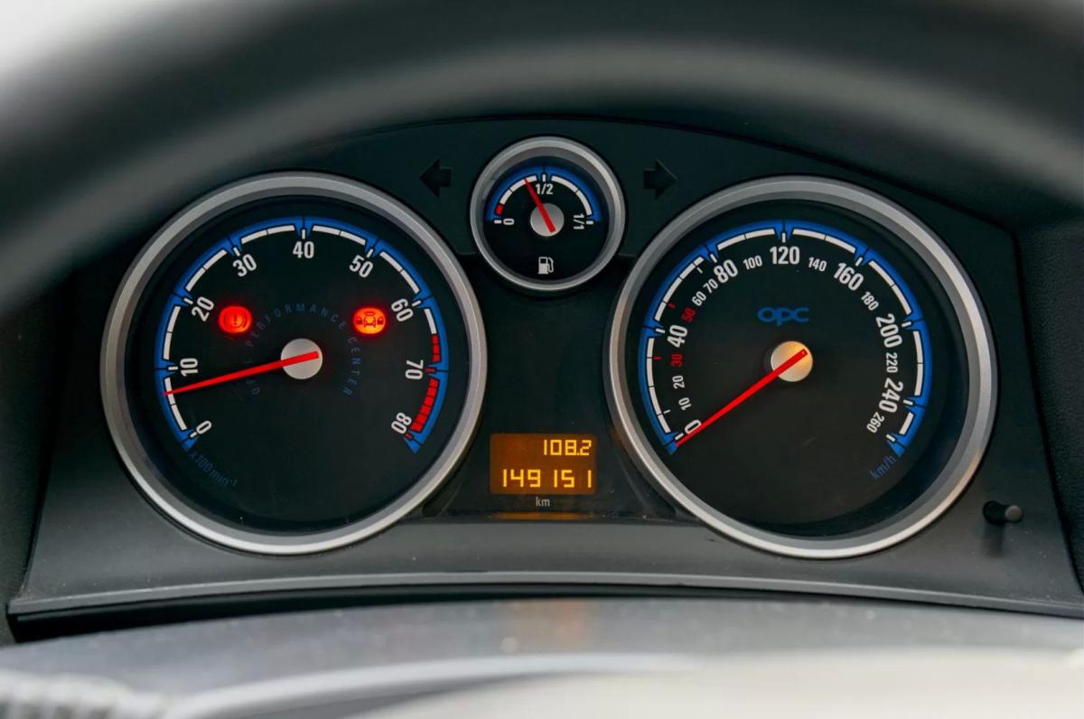 opel-astra-gtc-2007-gasolina-1998cc