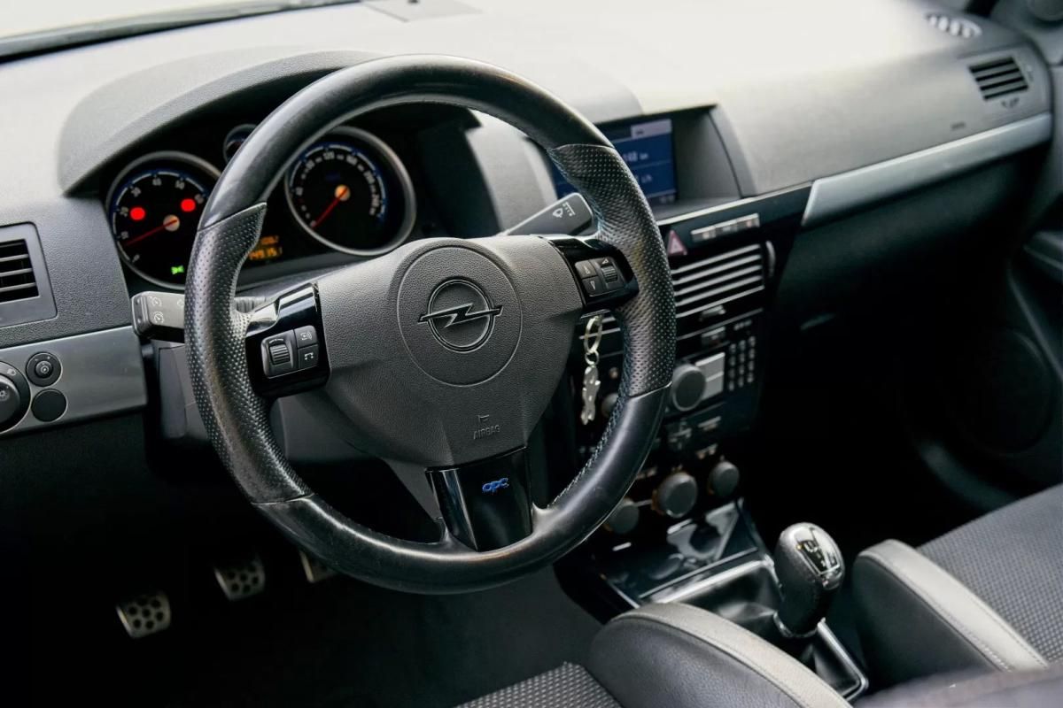 opel-astra-gtc-2007-gasolina-1998cc