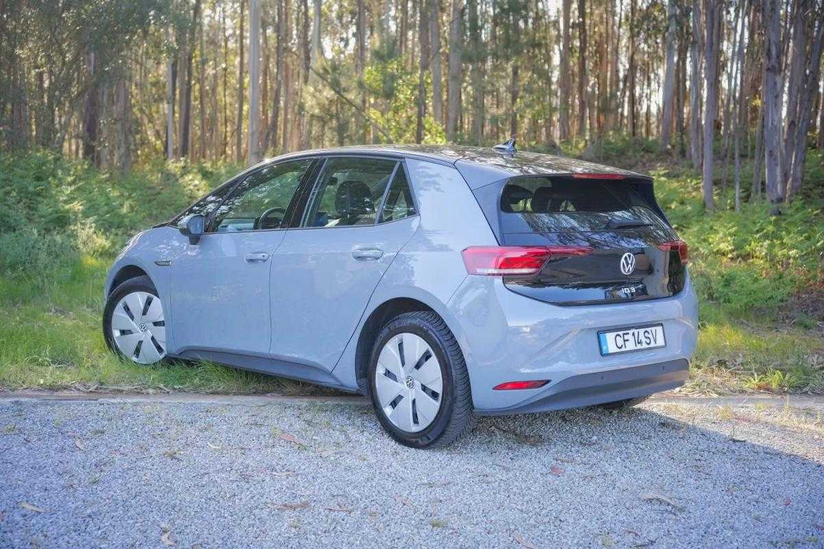 volkswagen-id-3-2022-eletrico-200cc