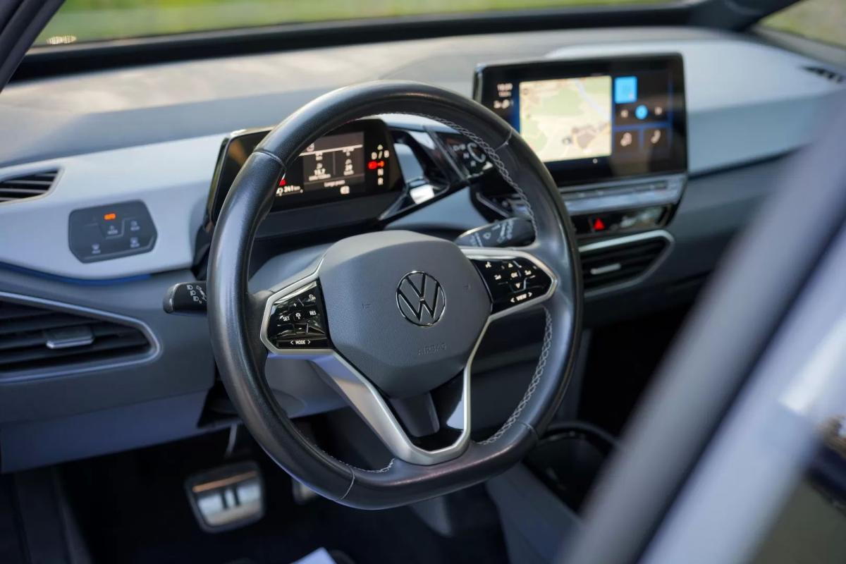 volkswagen-id-3-2022-eletrico-200cc
