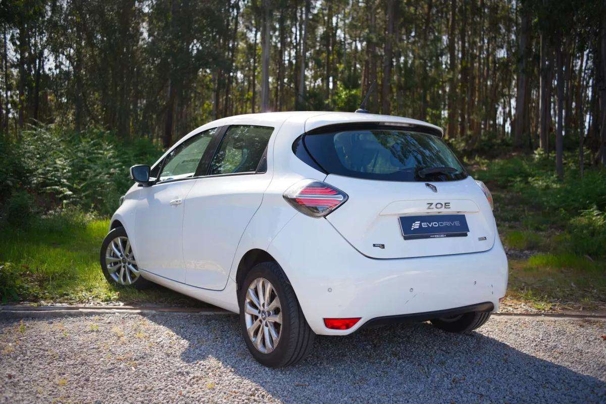 renault-zoe-2020-eletrico-200cc