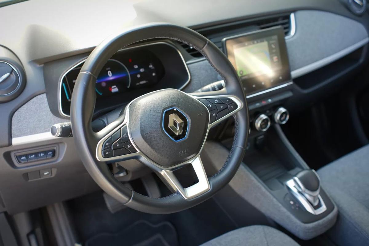 renault-zoe-2020-eletrico-200cc