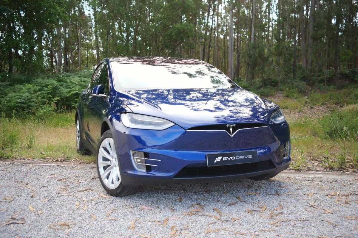 tesla-model-x-2018-eletrico-200cc