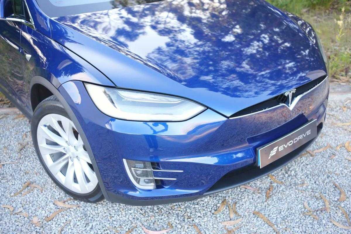 tesla-model-x-2018-eletrico-200cc