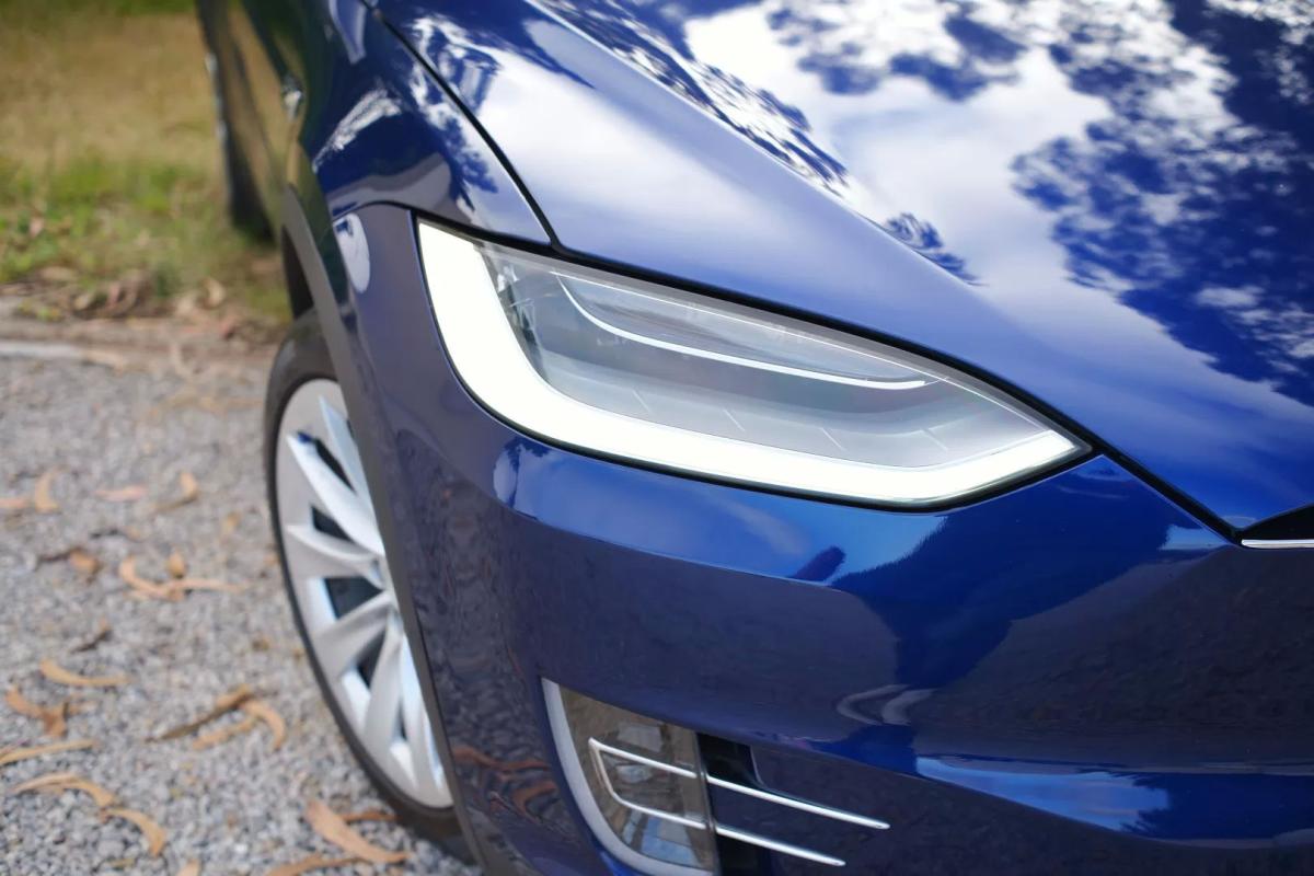 tesla-model-x-2018-eletrico-200cc