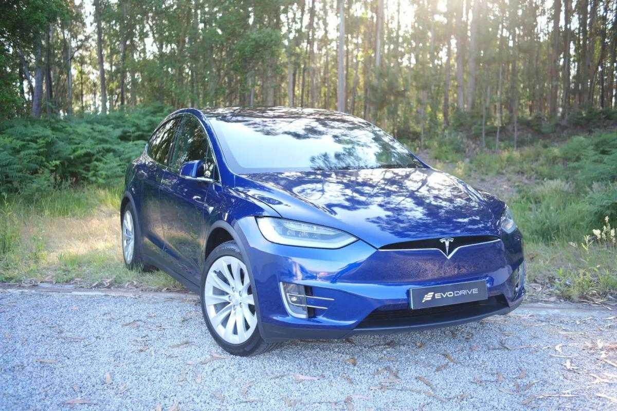 tesla-model-x-2018-eletrico-200cc