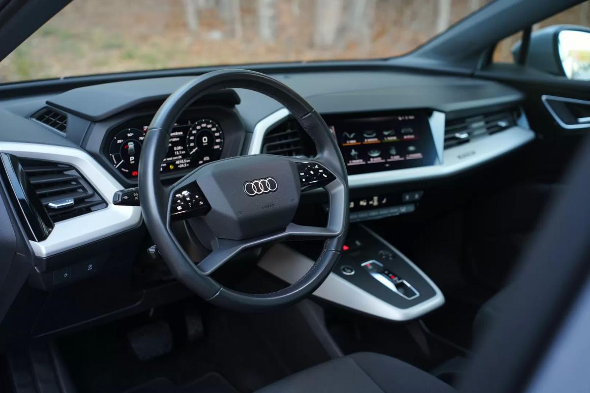 audi-q4-e-tron-2022-eletrico-200cc