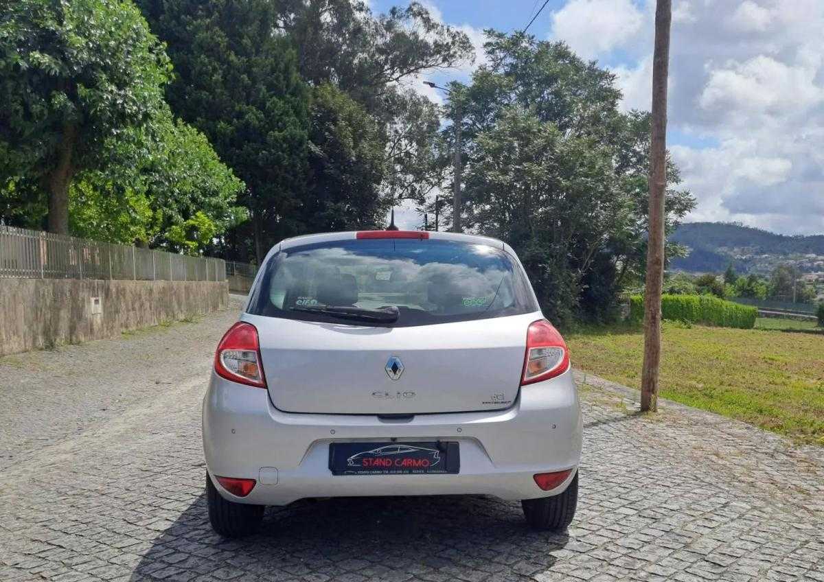 renault-clio-2011-diesel-1461cc