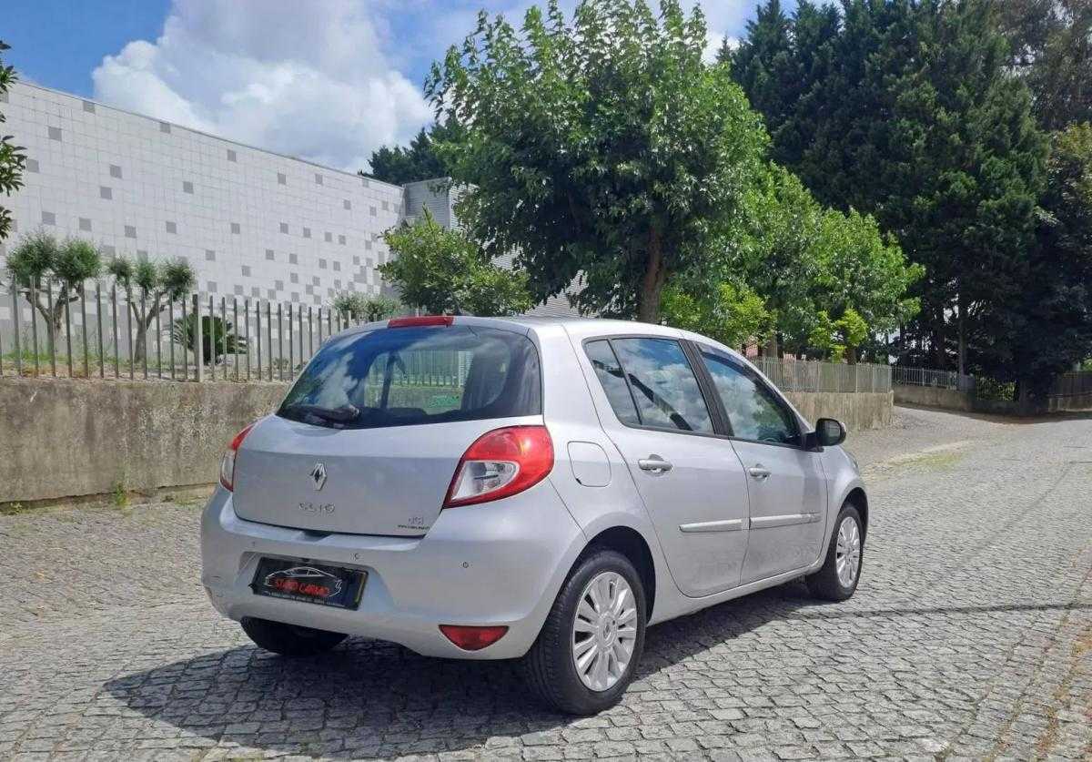 renault-clio-2011-diesel-1461cc
