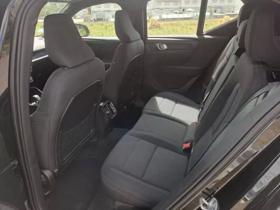 volvo-xc40-2023-eletrico-0cc