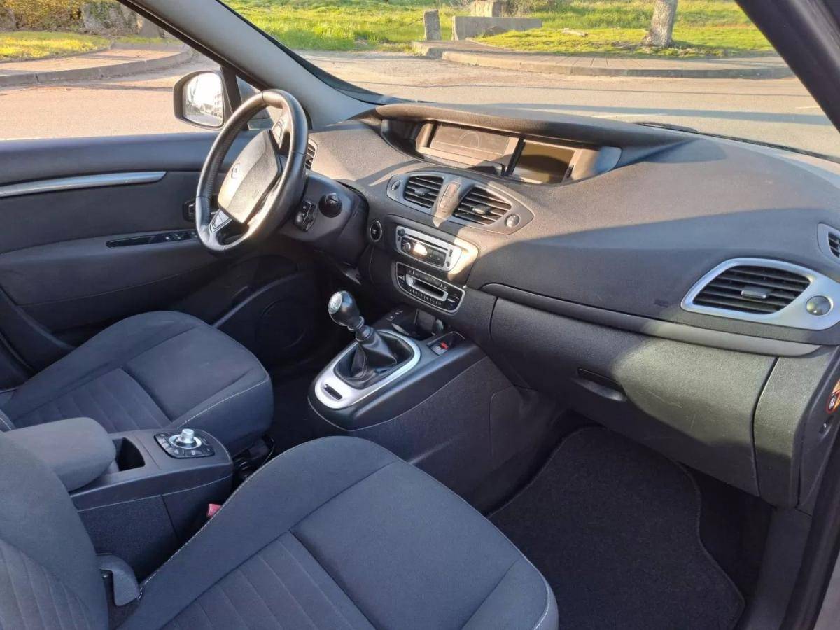 renault-grand-scenic-2015-diesel-1461cc