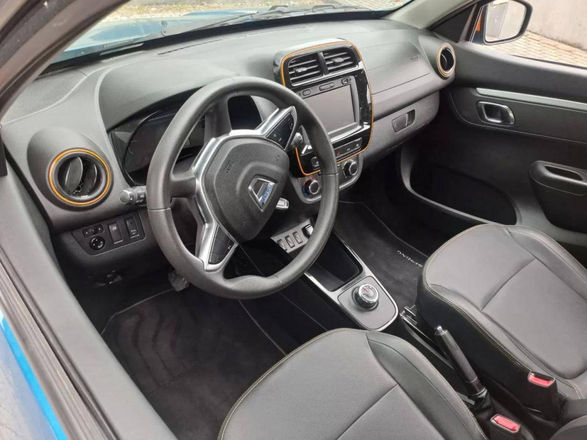dacia-spring-2022-eletrico-200cc