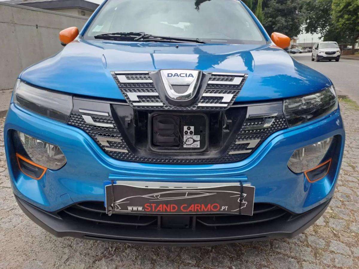 dacia-spring-2022-eletrico-200cc