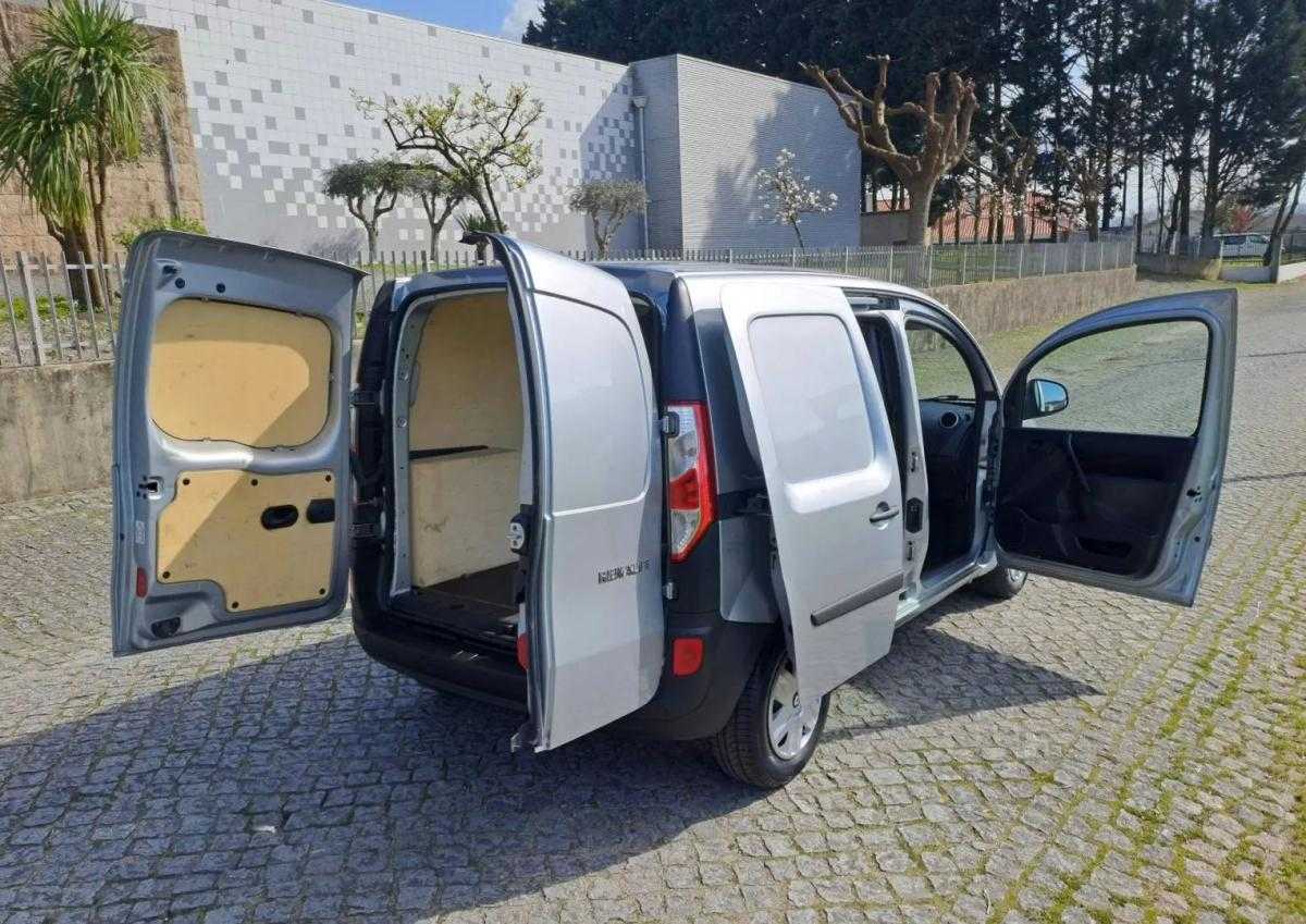 renault-kangoo-2021-diesel-1500cc