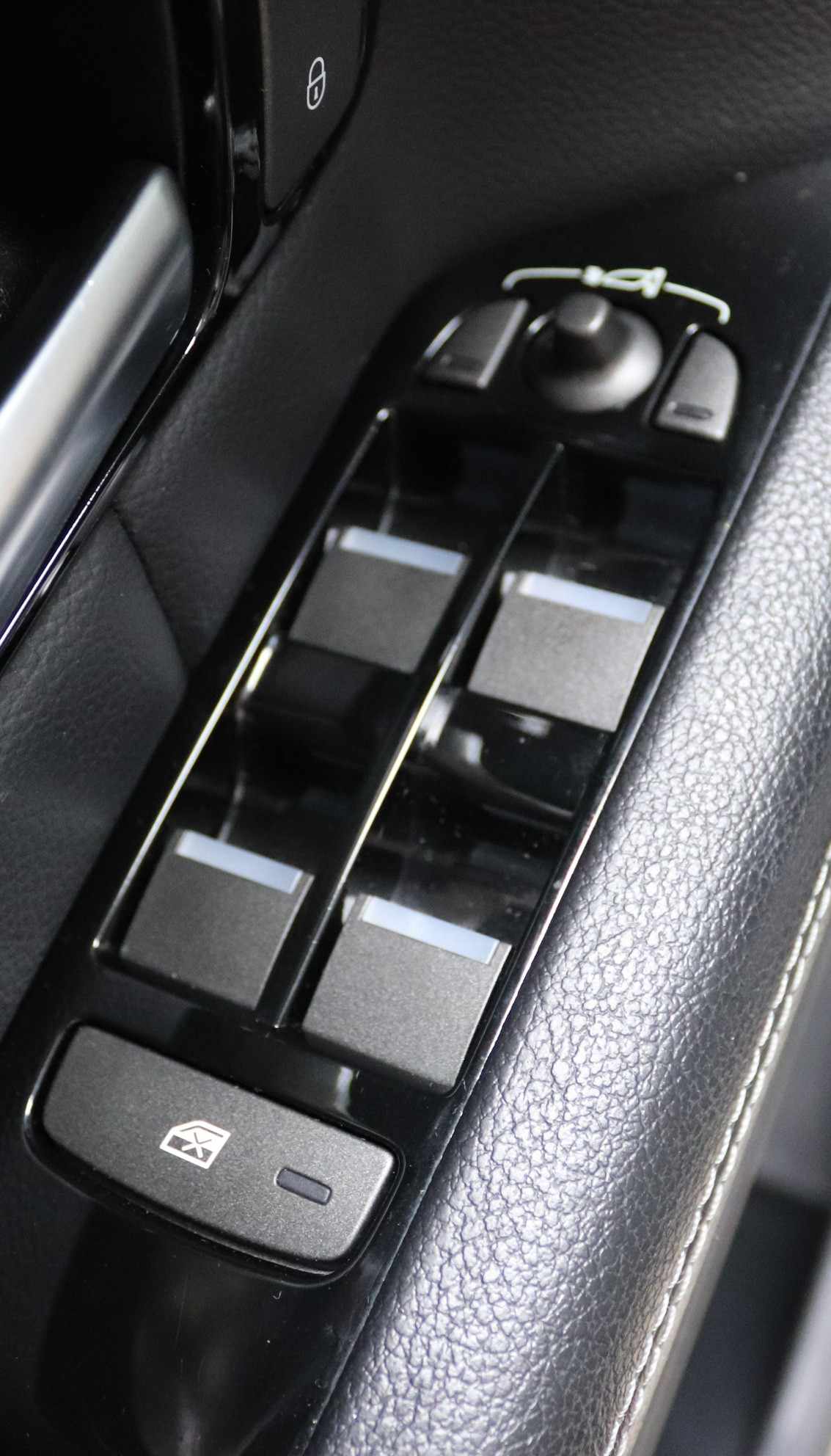 land-rover-range-rover-evoque-2016-diesel-1999cc