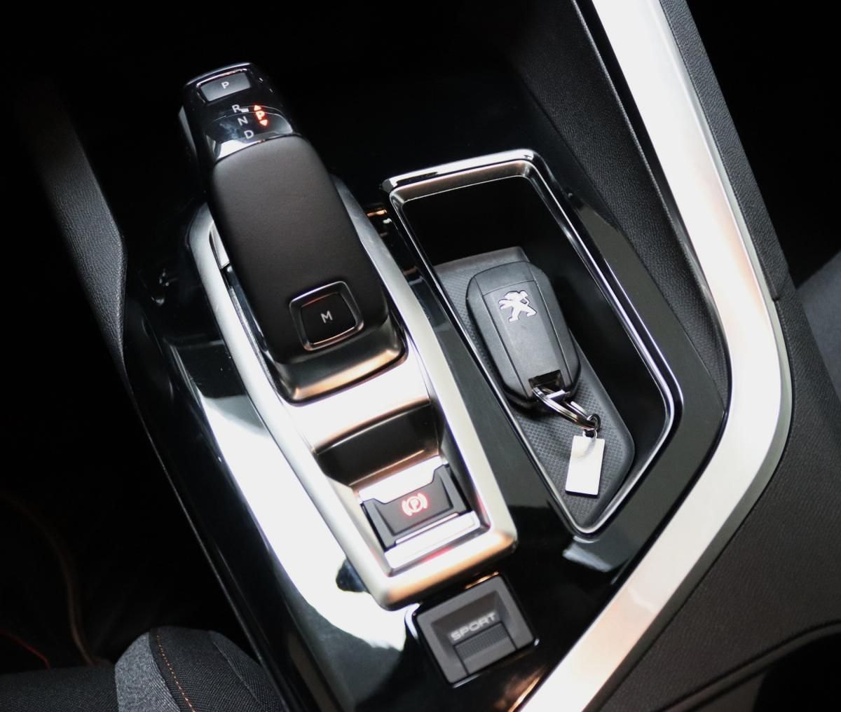 peugeot-3008-2018-diesel-1499cc