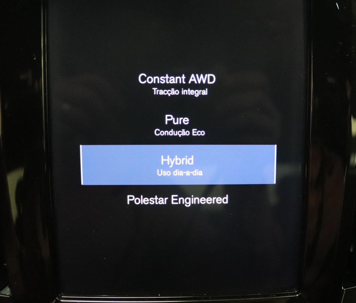 volvo-s90-2019-hibrido-a-gasolina-1969cc