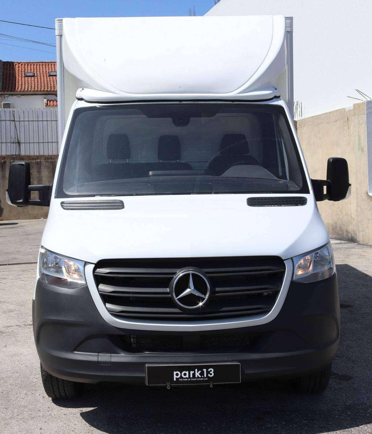 mercedes-benz-sprinter-2021-diesel-1950cc