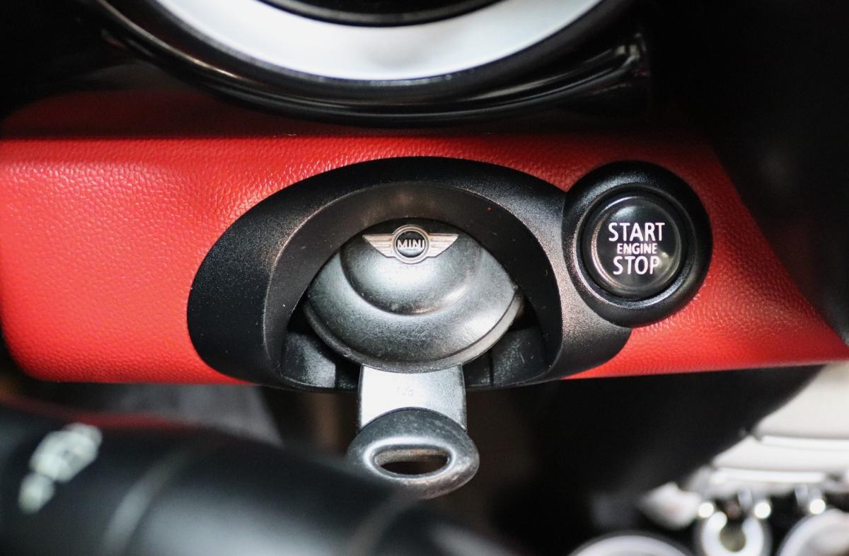 mini-cabrio-2009-gasolina-1598cc