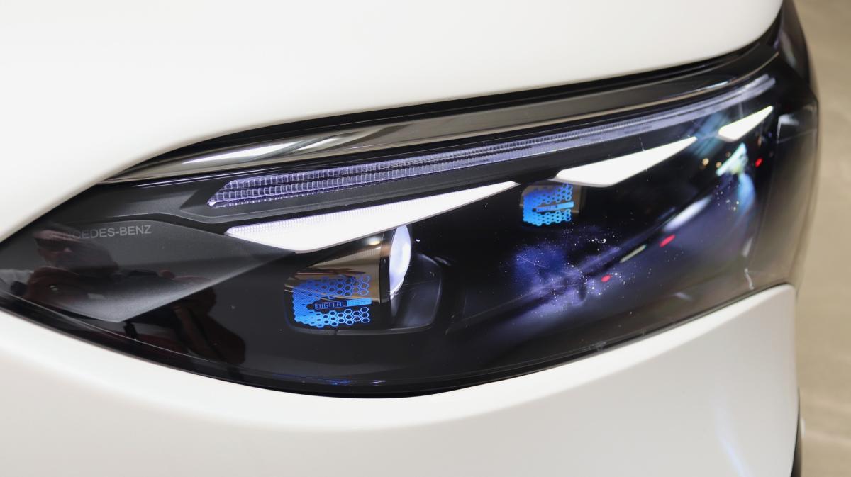 mercedes-benz-eqs-2023-eletrico-500cc