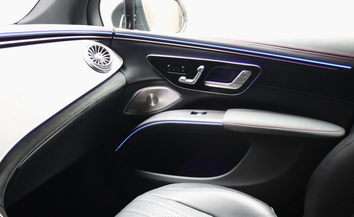 mercedes-benz-eqs-2023-eletrico-500cc