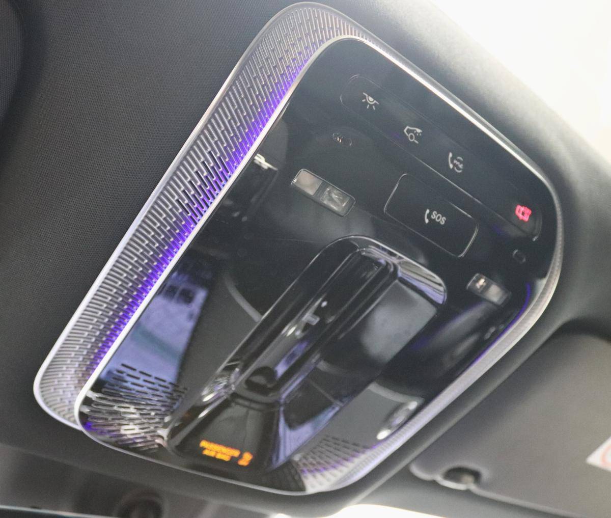 mercedes-benz-eqs-2023-eletrico-500cc