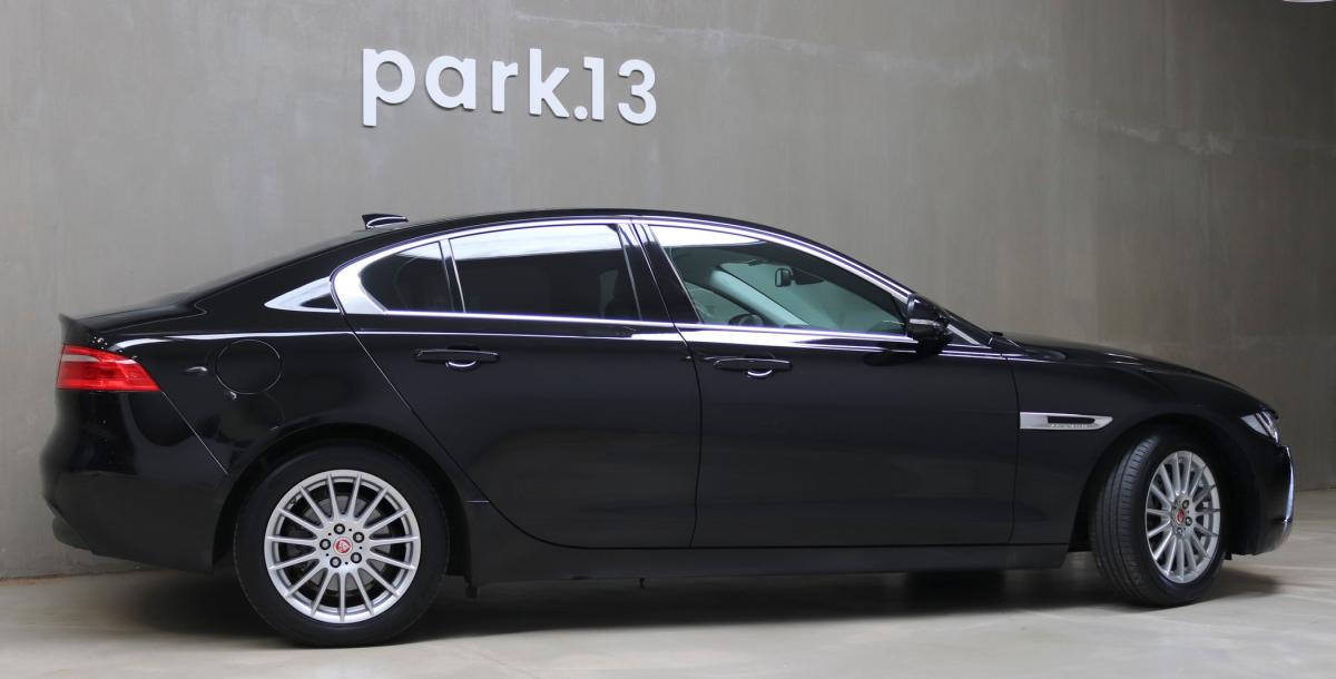 jaguar-xe-2017-diesel-1999cc
