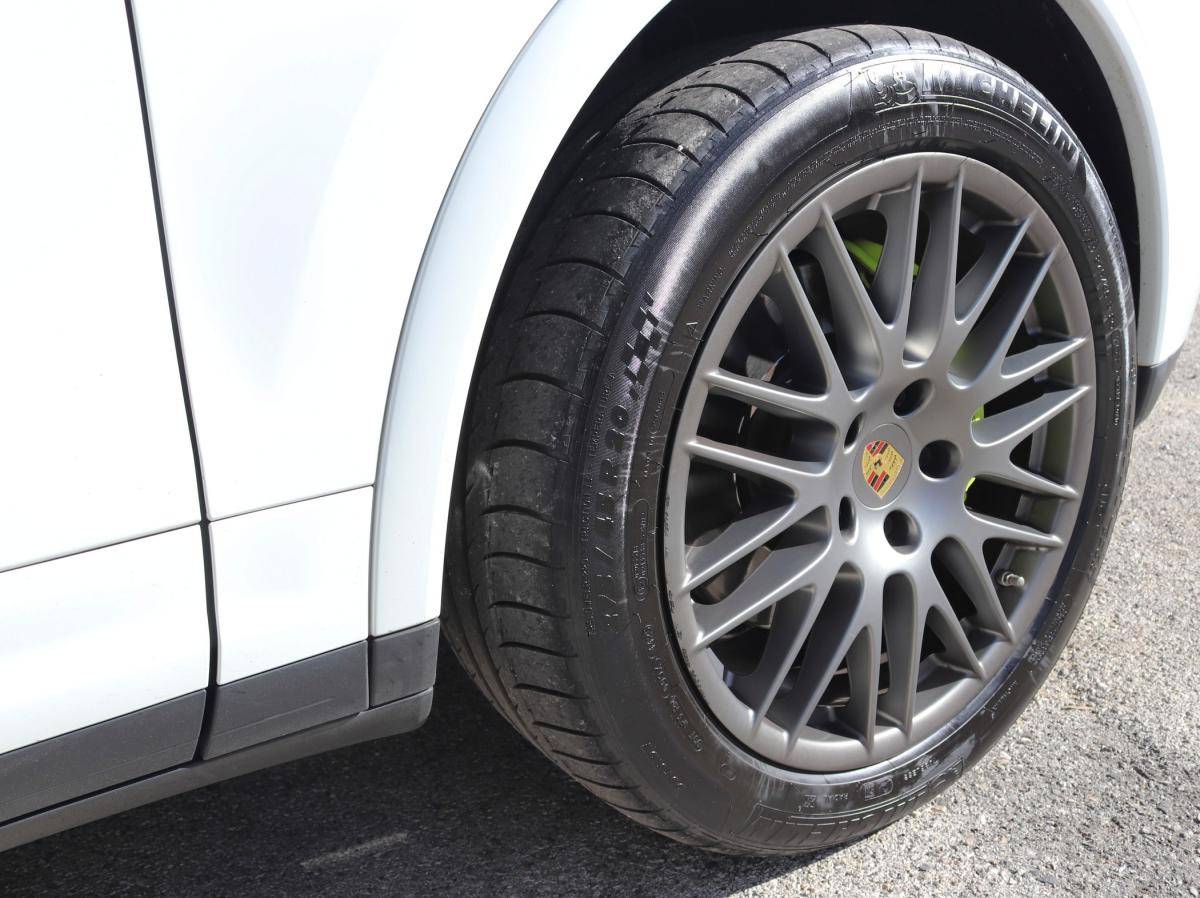 porsche-cayenne-2017-hibrido-a-gasolina-2995cc
