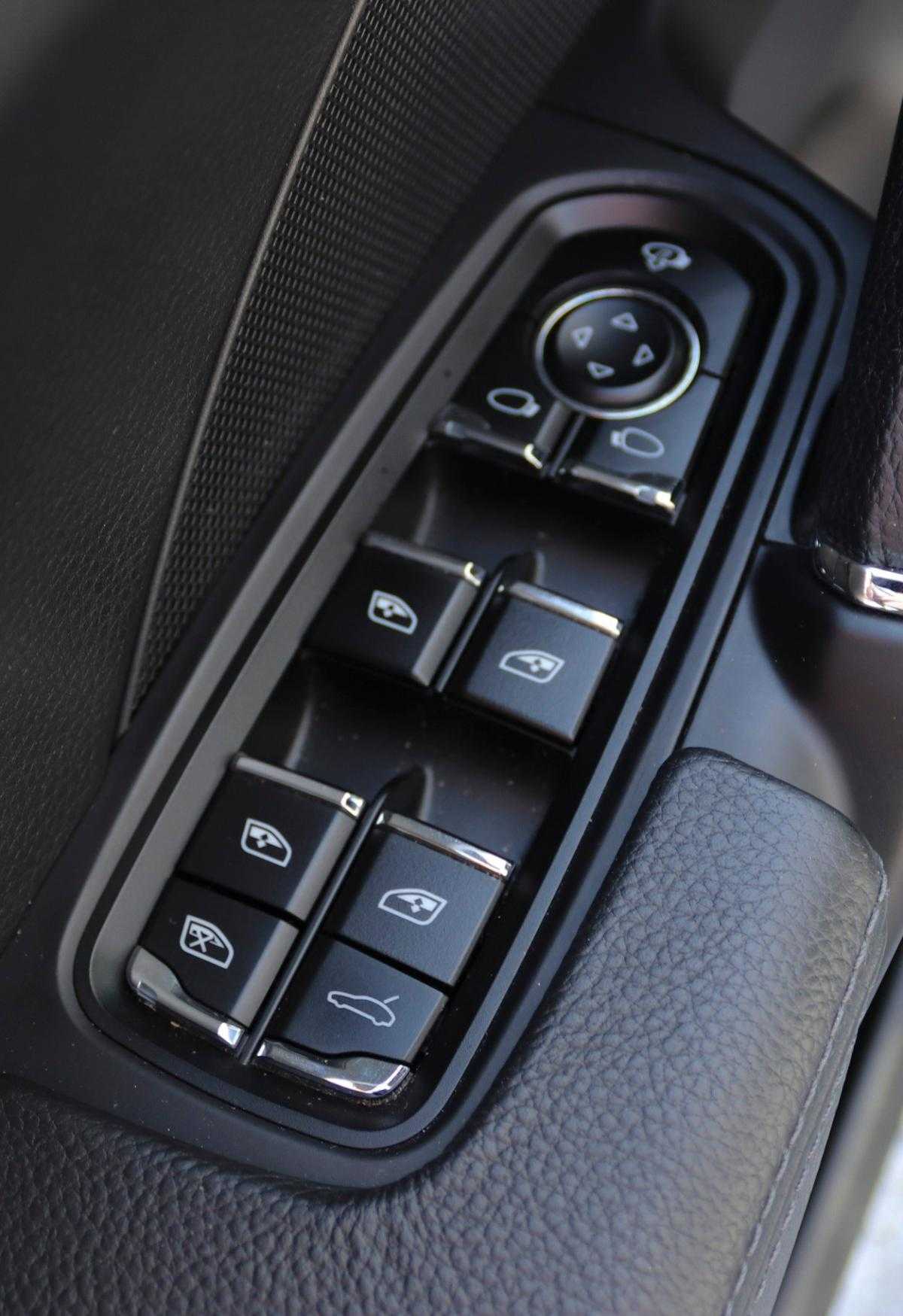 porsche-cayenne-2017-hibrido-a-gasolina-2995cc