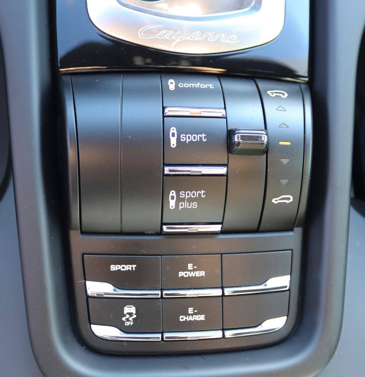 porsche-cayenne-2017-hibrido-a-gasolina-2995cc