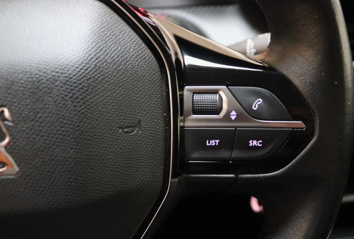 peugeot-2008-2020-gasolina-1199cc
