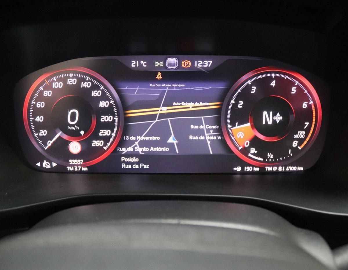 volvo-xc40-2019-gasolina-1477cc