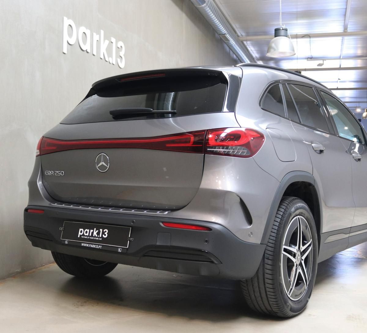 mercedes-benz-eqa-2022-eletrico-500cc