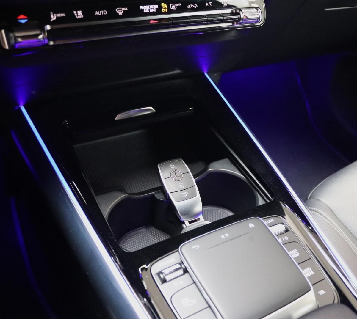 mercedes-benz-eqa-2022-eletrico-500cc