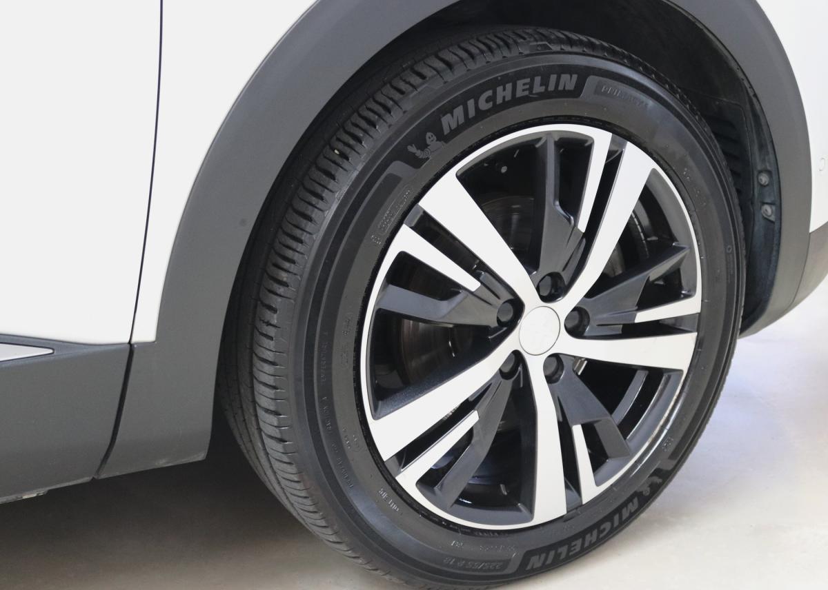 peugeot-5008-2018-diesel-1499cc