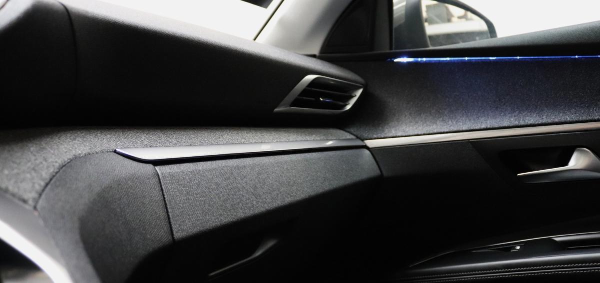 peugeot-5008-2018-diesel-1499cc