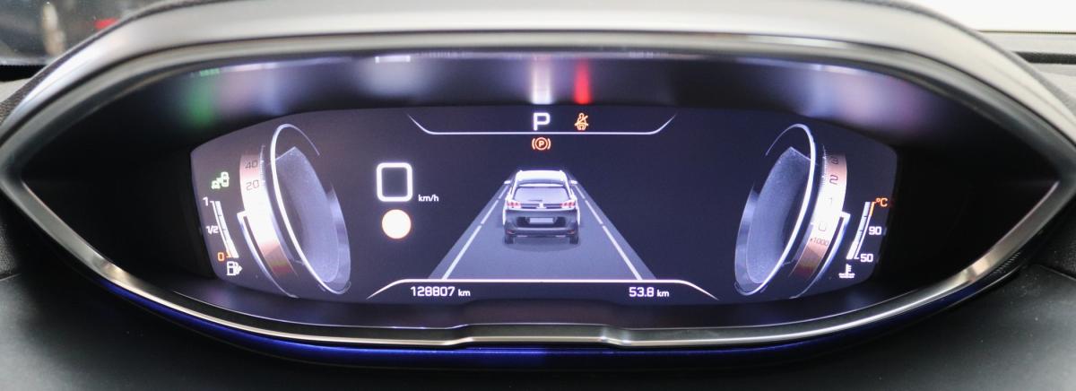 peugeot-5008-2018-diesel-1499cc