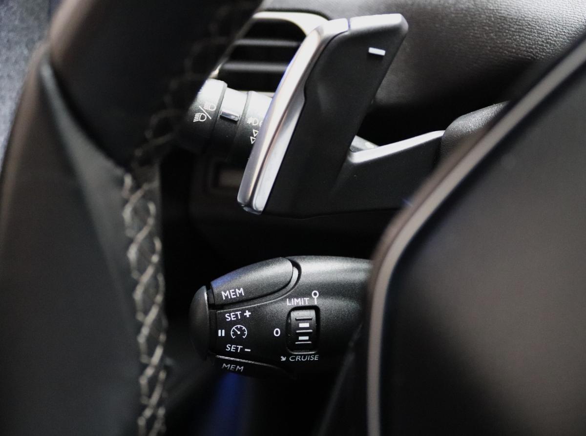 peugeot-5008-2018-diesel-1499cc