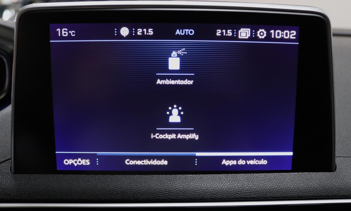 peugeot-5008-2018-diesel-1499cc