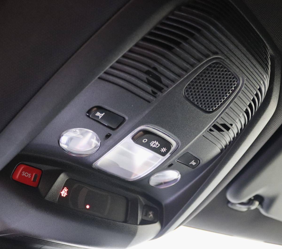 peugeot-5008-2018-diesel-1499cc